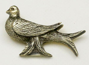 rare dove shaped English hallmarked silver compact by Goldsmiths and Silversmiths London 1929